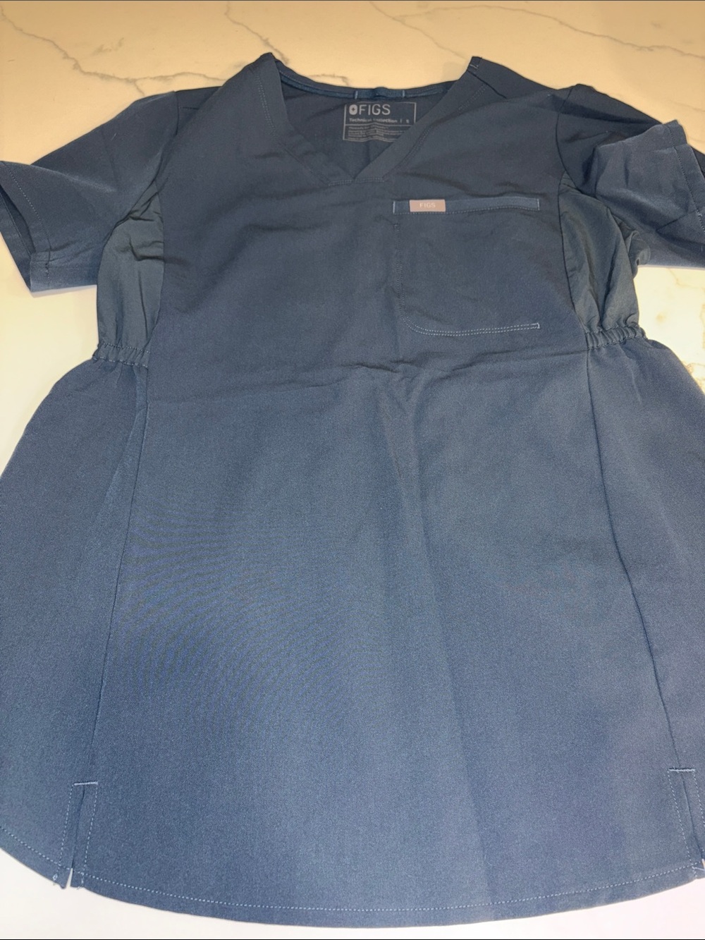 Figs Women's maternity V-Neck Tunic scrub Top Blue small